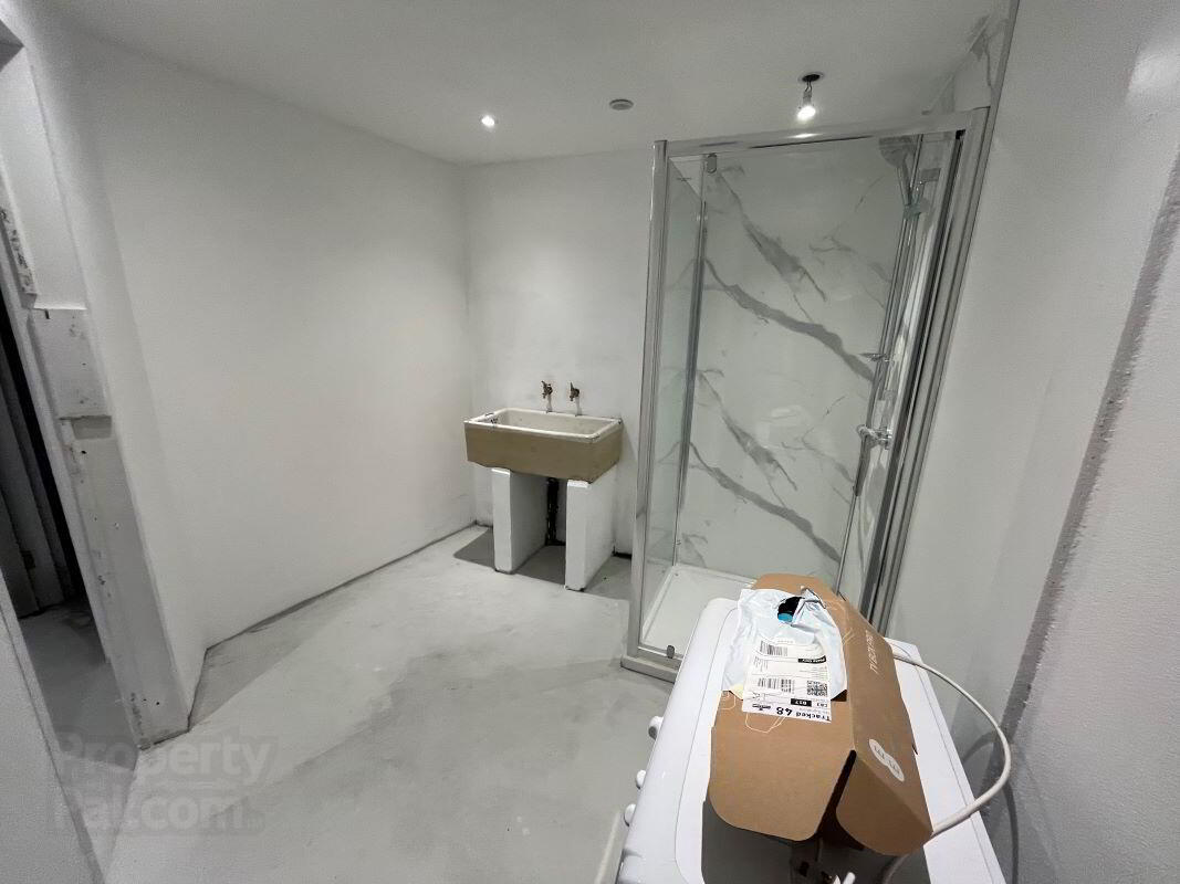 2e Harbour Place 15 of 19