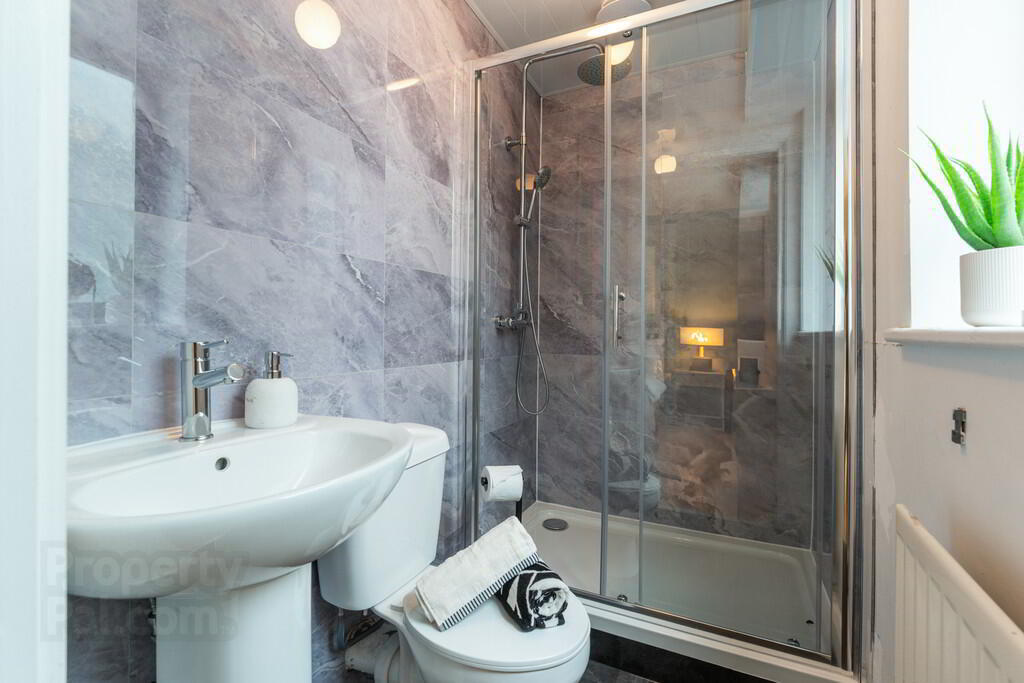 Apartment 5 Winter Gardens 34 Alfred Street 14 of 19