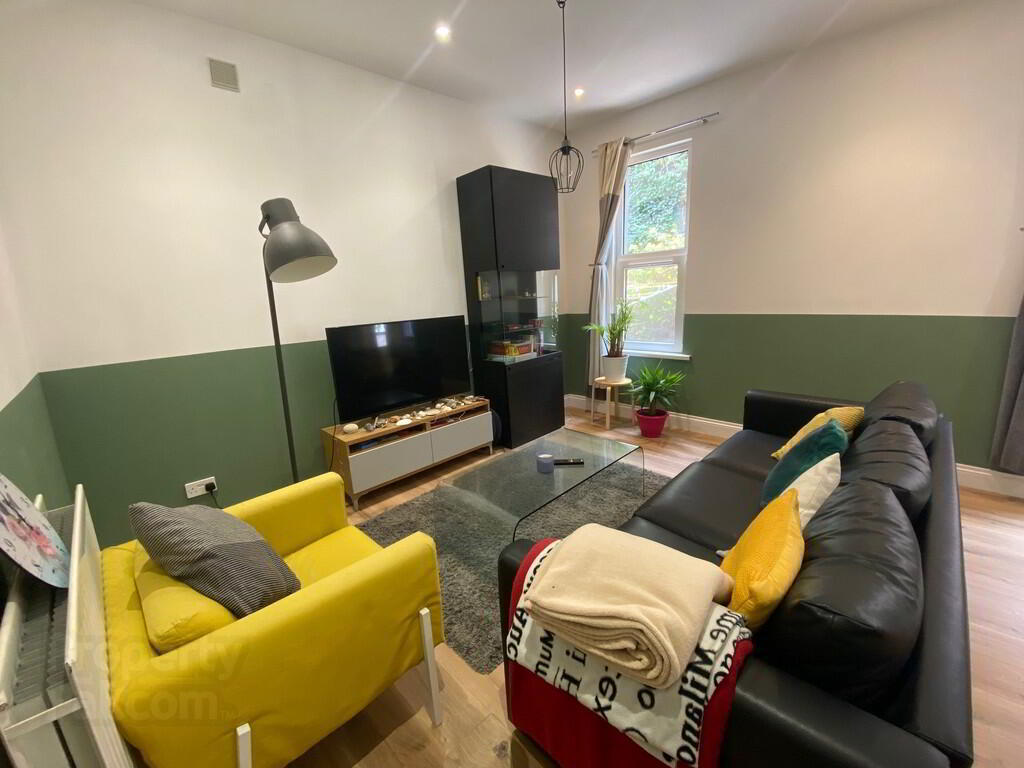 property description image
