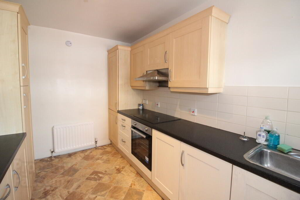 16 Archvale Gardens 6 of 20