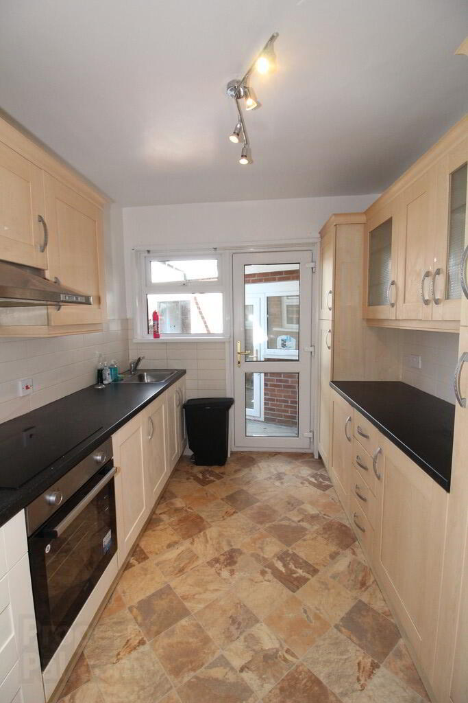 16 Archvale Gardens 5 of 20