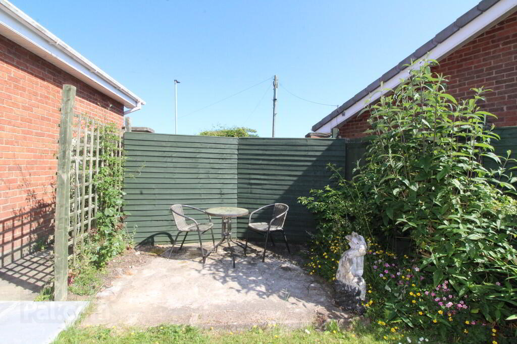 16 Archvale Gardens 18 of 20
