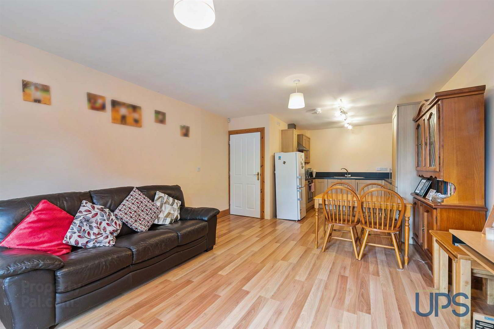 Apt1, 1d Fruithill Pk 7 of 23