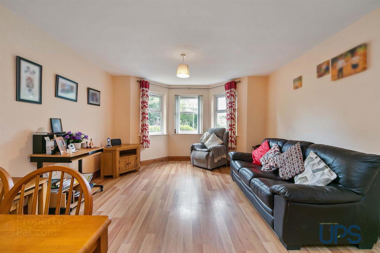 Apt1, 1d Fruithill Pk 6 of 23