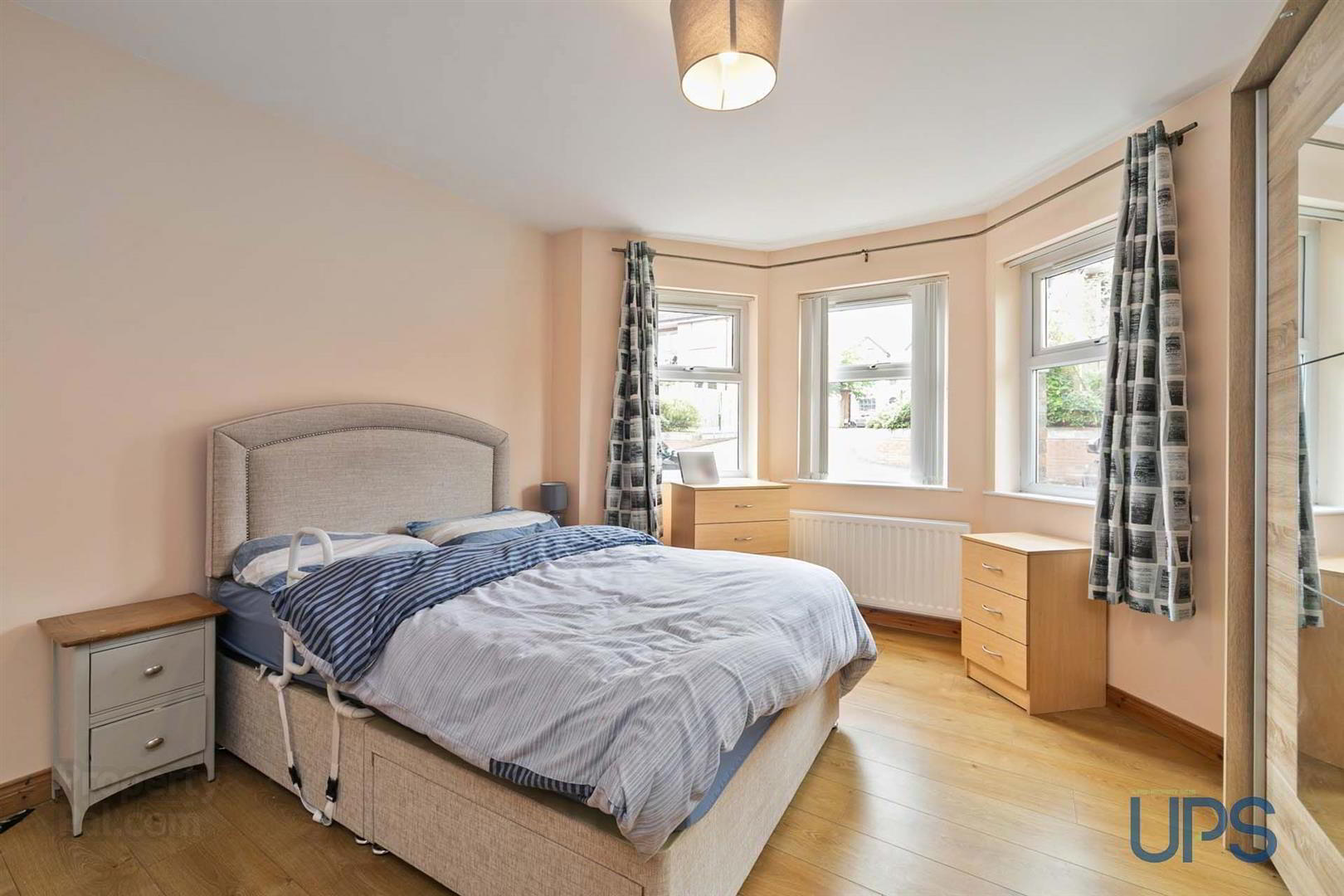 Apt1, 1d Fruithill Pk 12 of 23