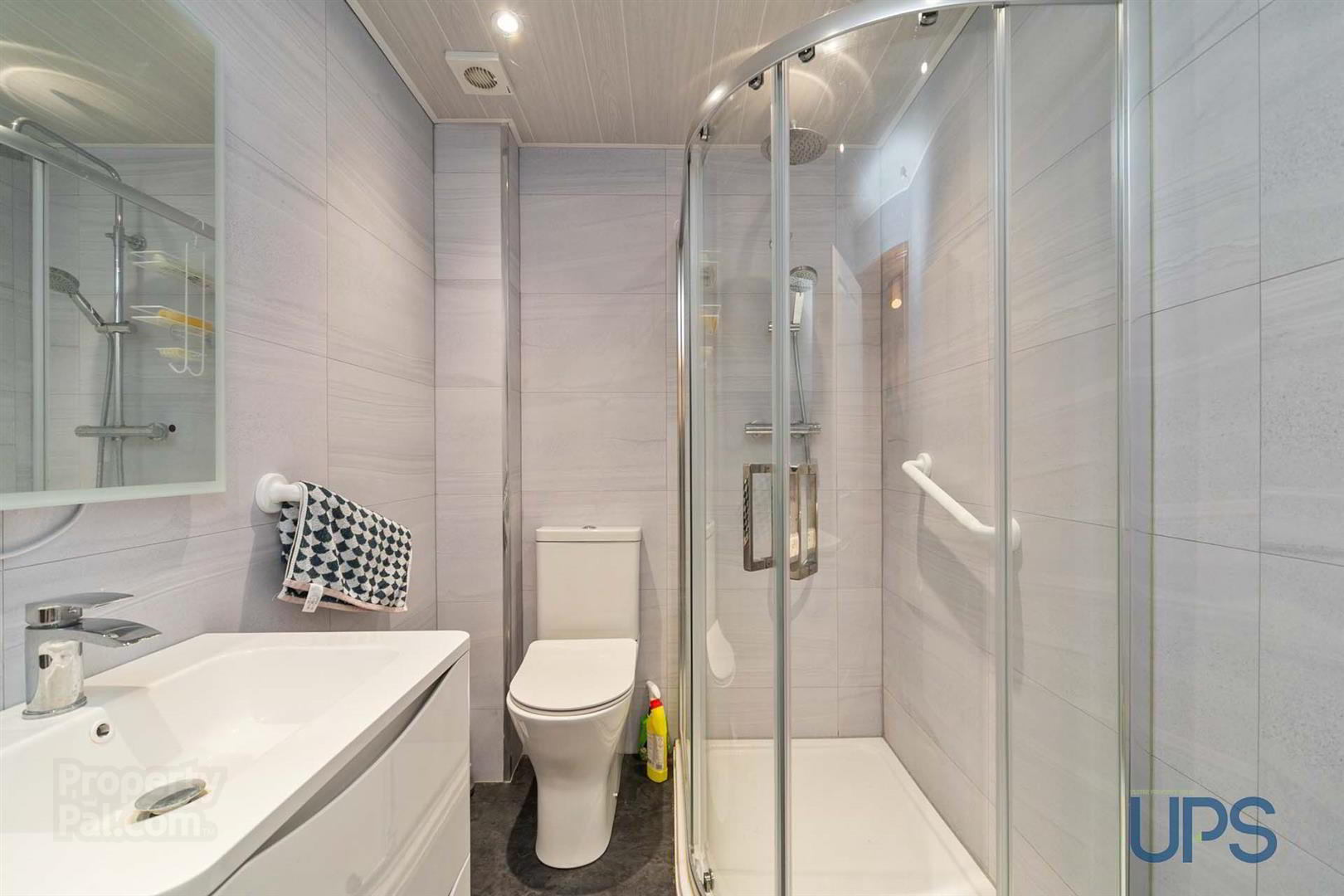 Apt1, 1d Fruithill Pk 19 of 23