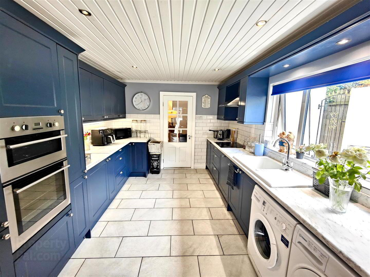 24 Chichester Avenue 10 of 39