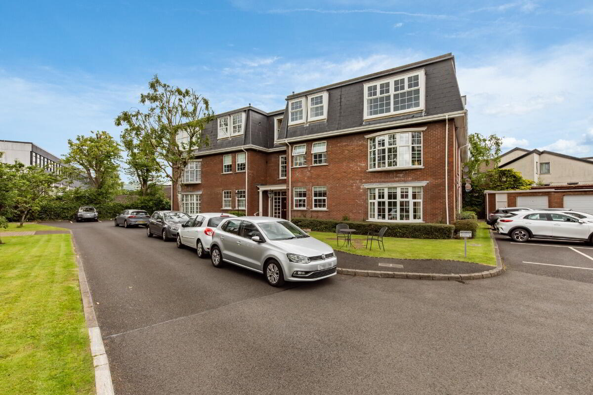 26 Thornhill Malone 1 of 22