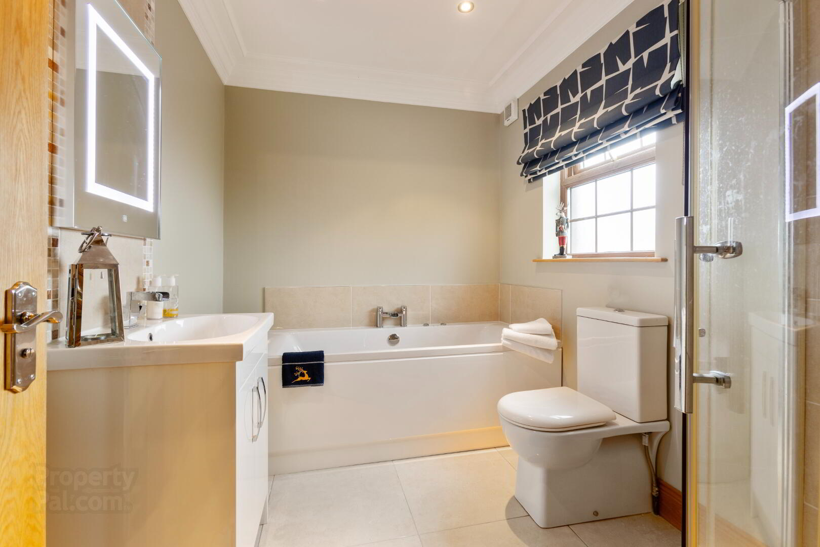 73 Glenleslie Road 25 of 55