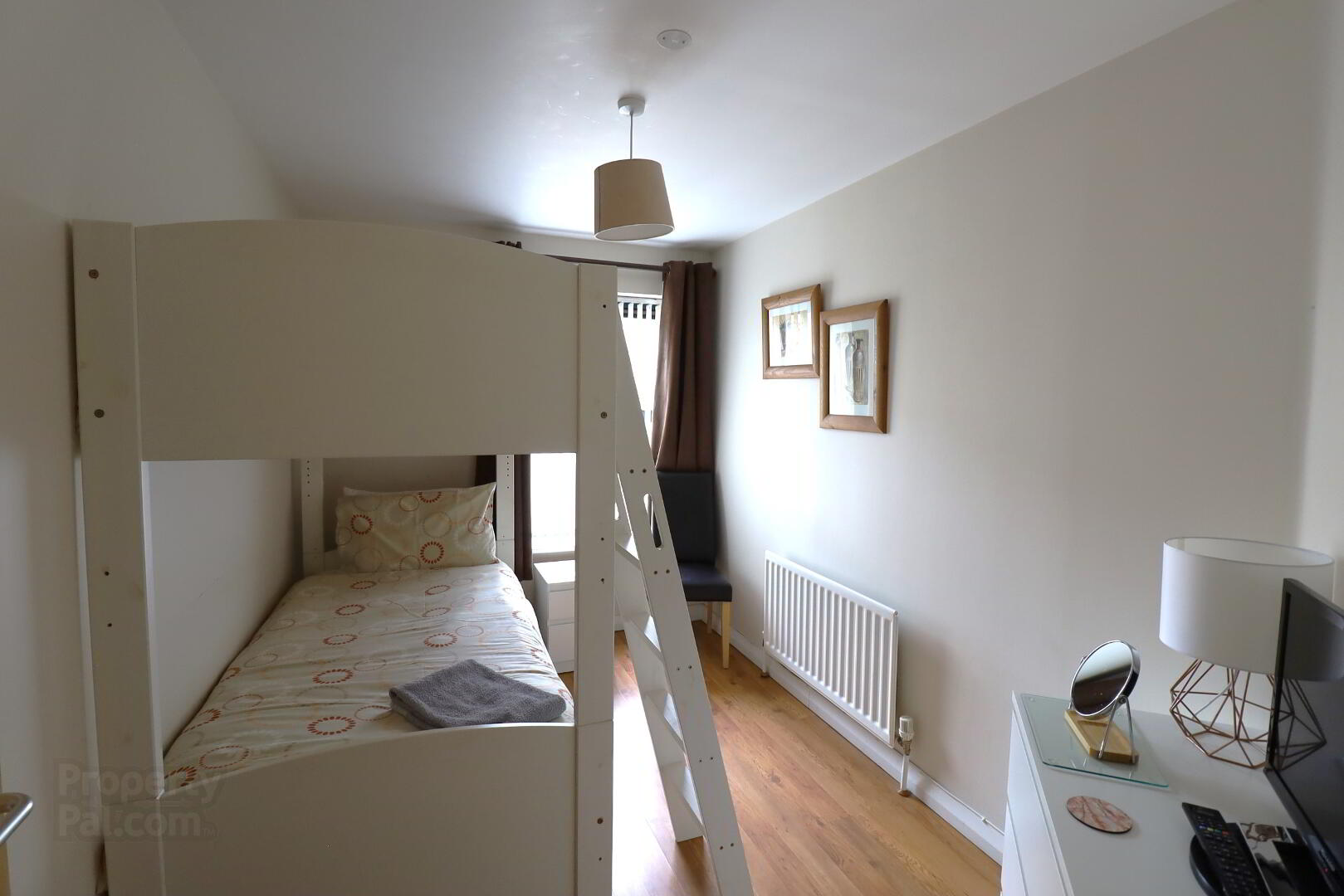 D10 Waterfoot, Main Street 18 of 23