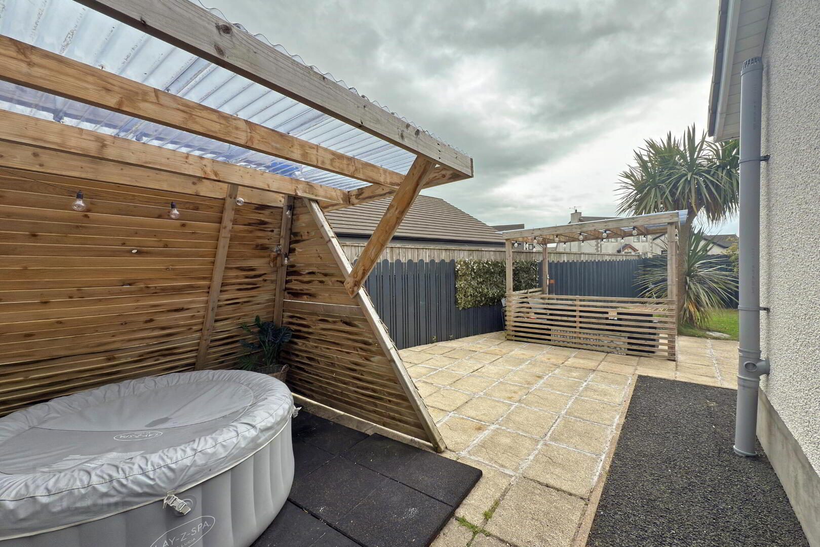 85 Primrose Gardens 14 of 15