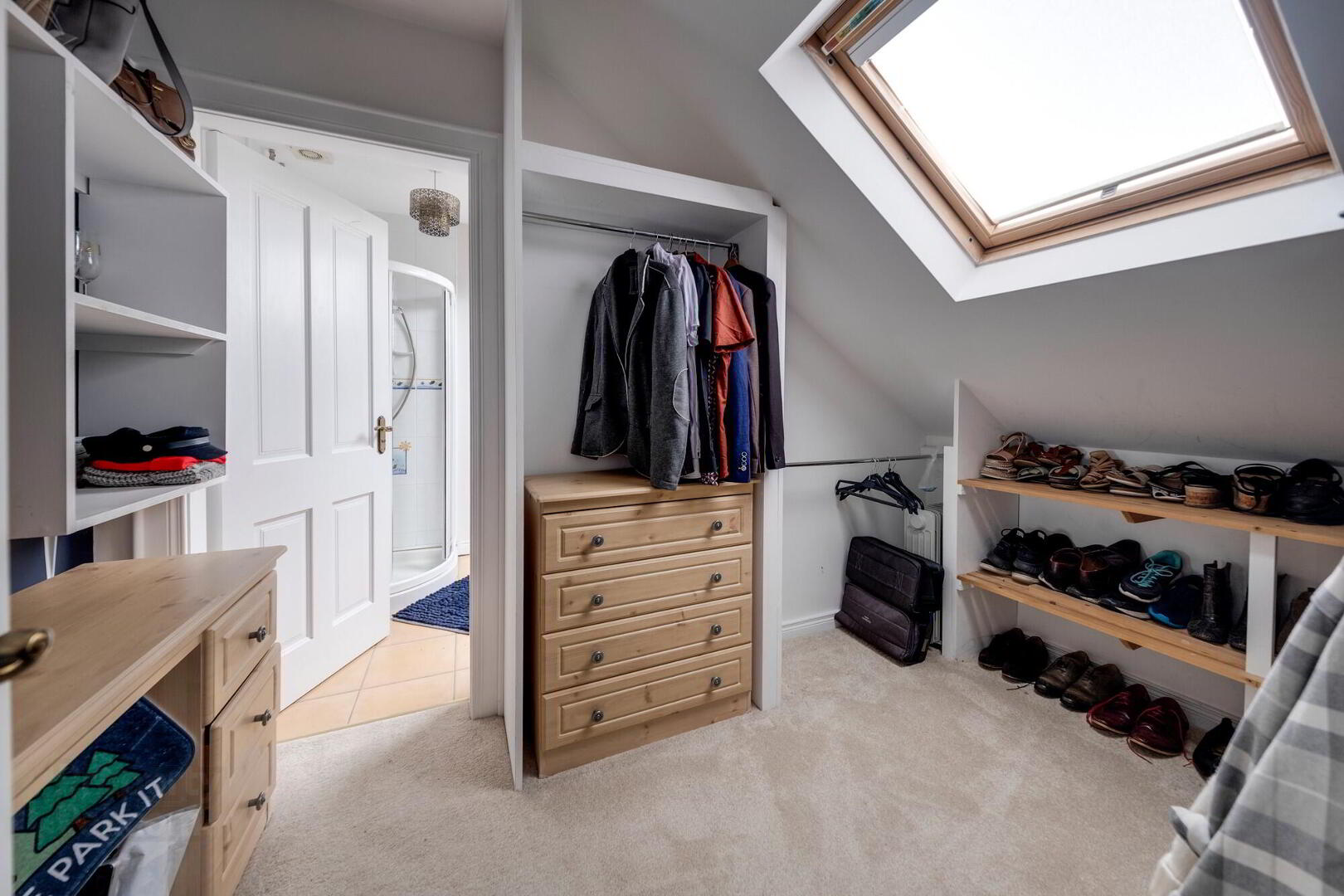 8 Sersons Road 18 of 24