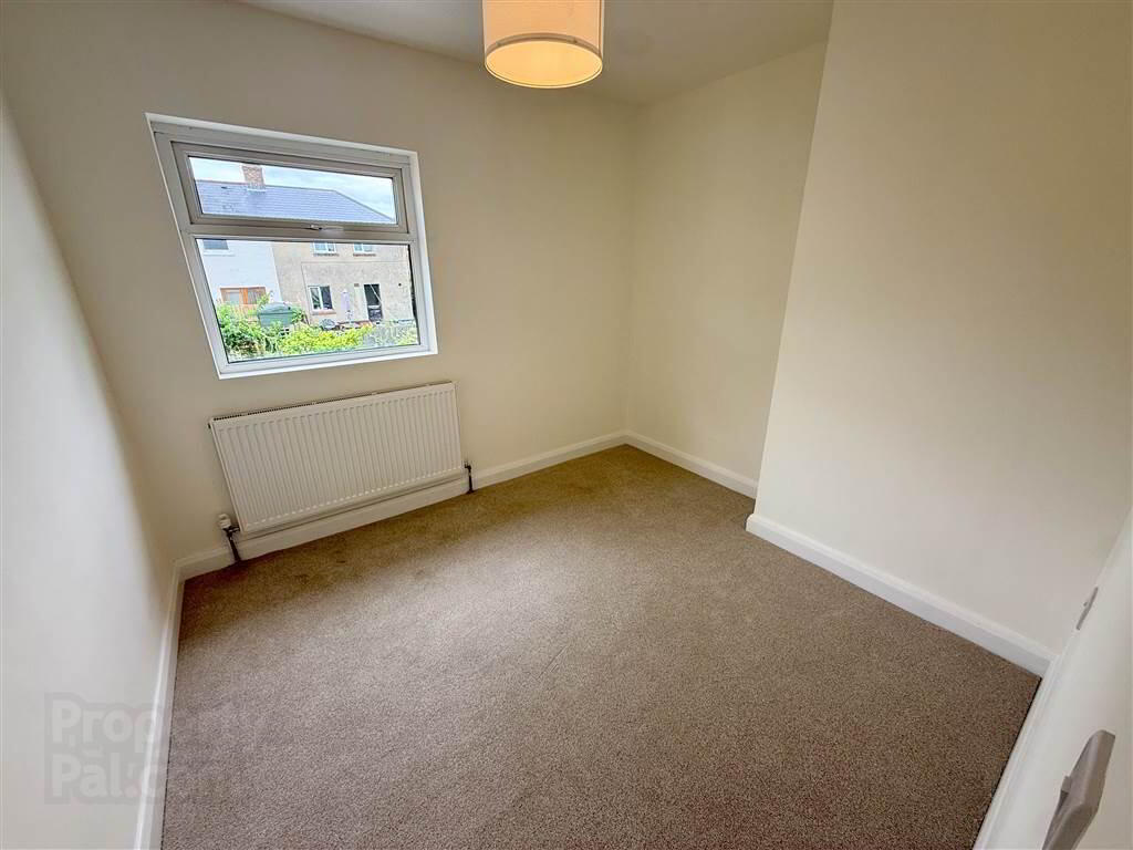 2 Chesham Drive 12 of 23
