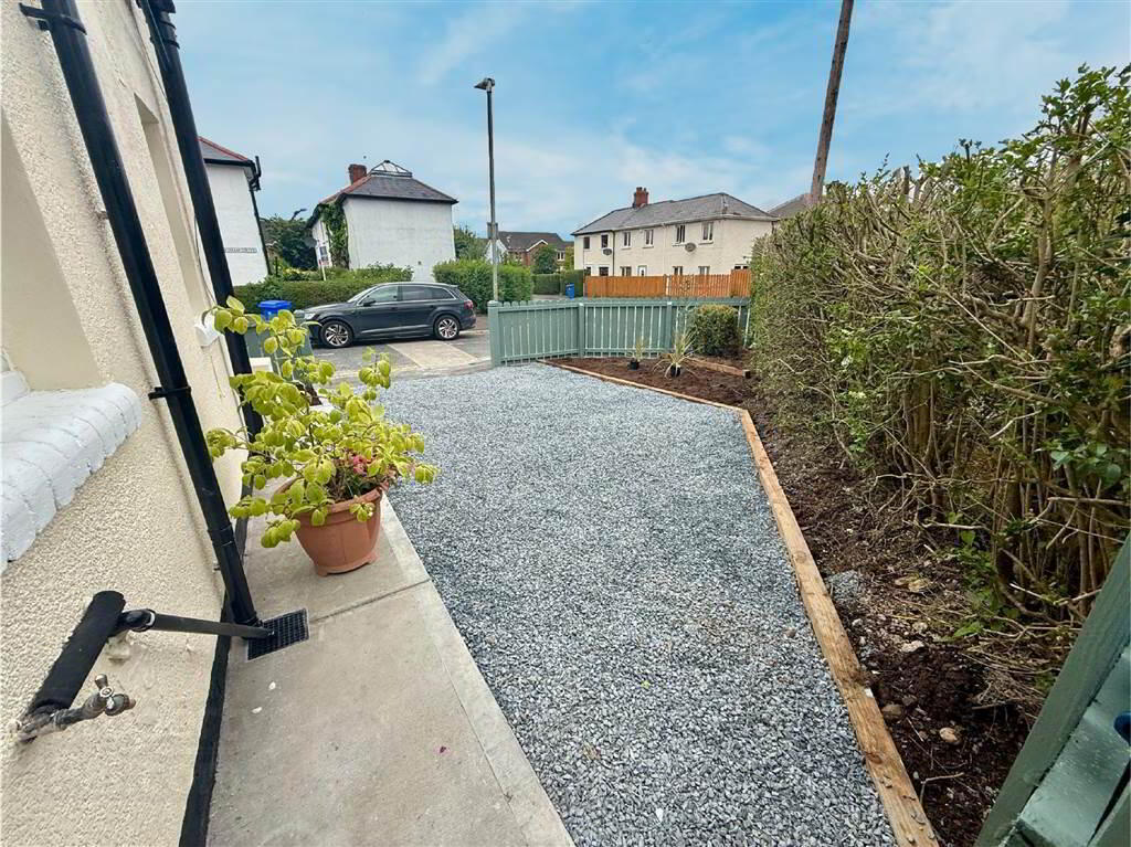 2 Chesham Drive 23 of 23