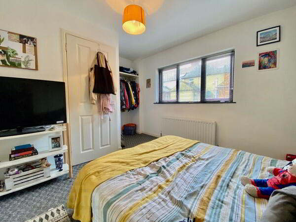 33 St Albans Gardens 10 of 10