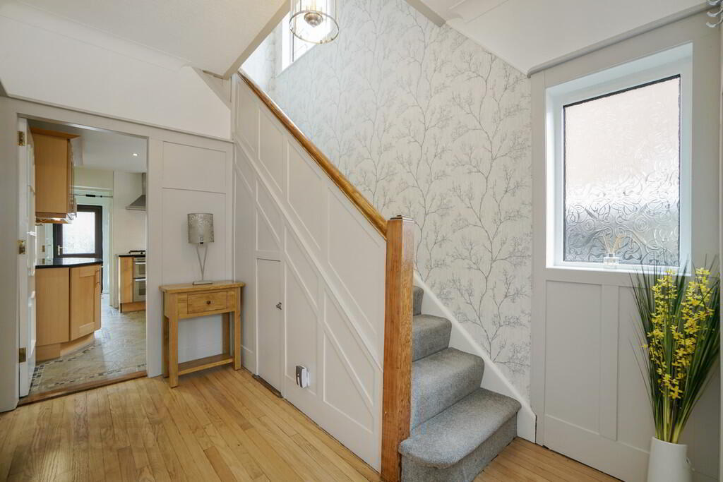 7 Orpen Drive 3 of 26