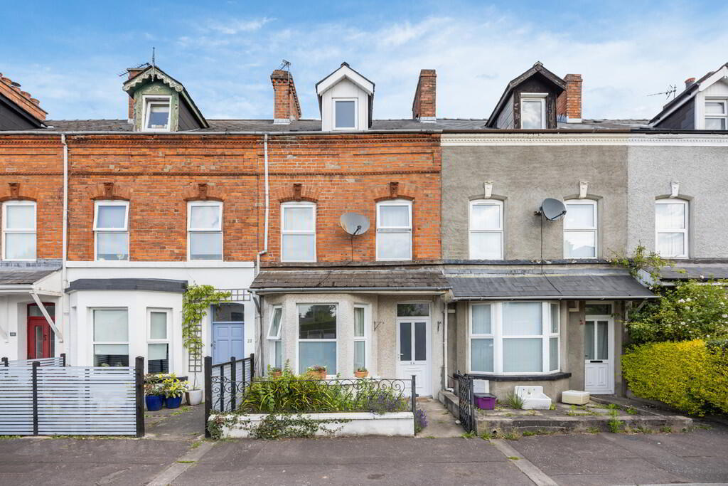 24 Campbell Park Avenue 1 of 15