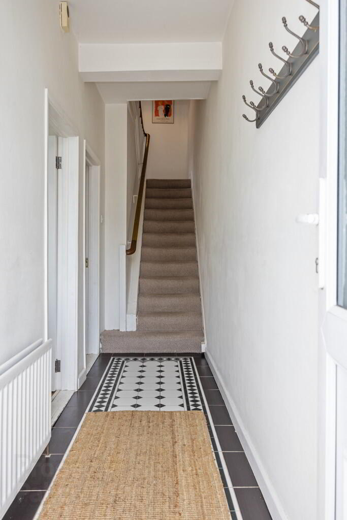 property description image