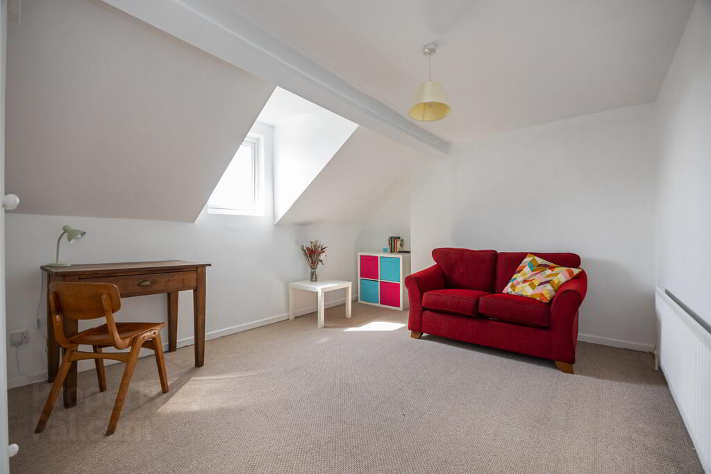 24 Campbell Park Avenue 12 of 15