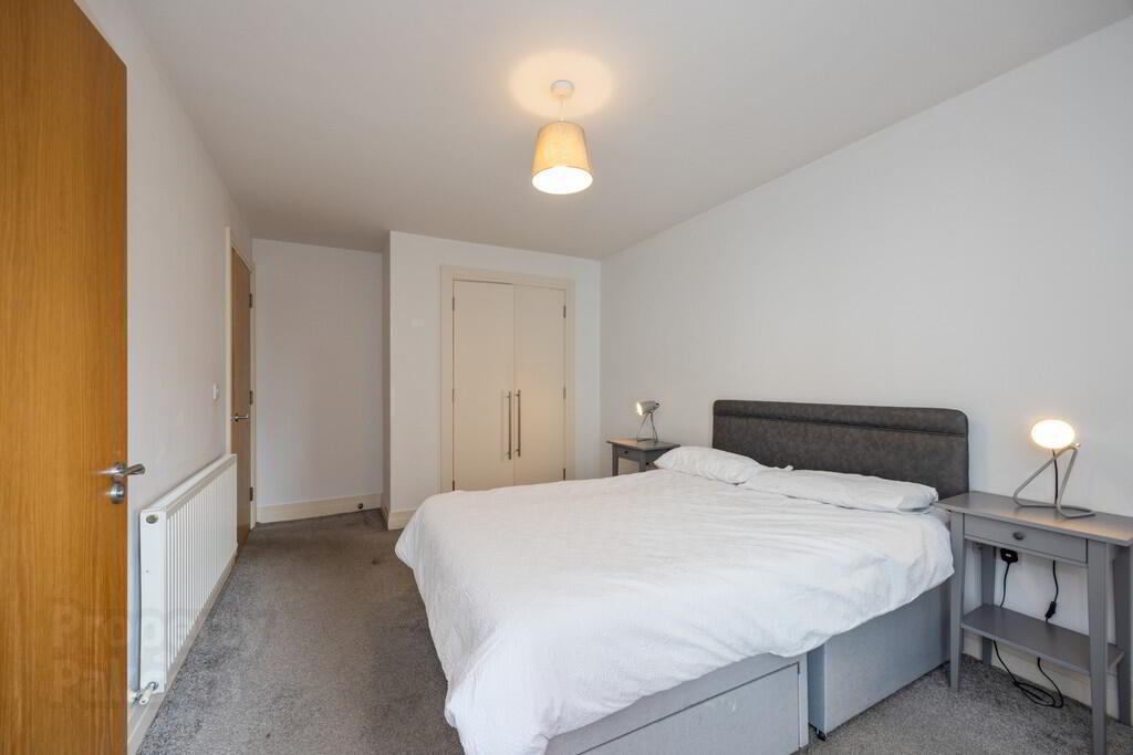 96 James Clow Building, 15 Princes Dock Street 13 of 22