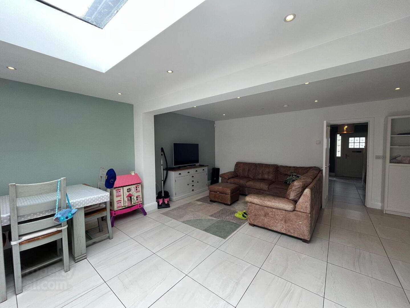 Hillview Heights 8 of 23