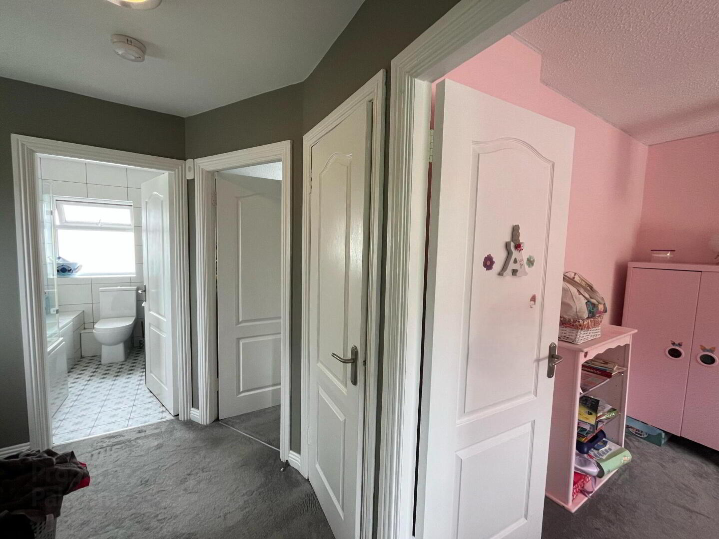 Hillview Heights 13 of 23