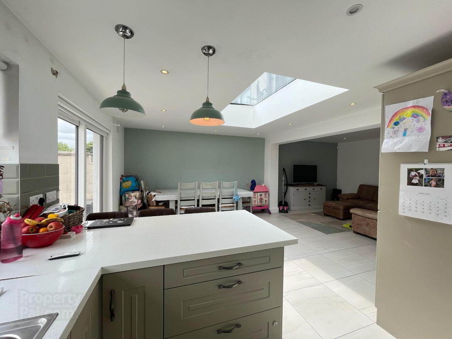 Hillview Heights 4 of 23