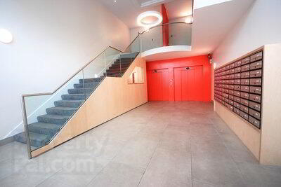 property description image