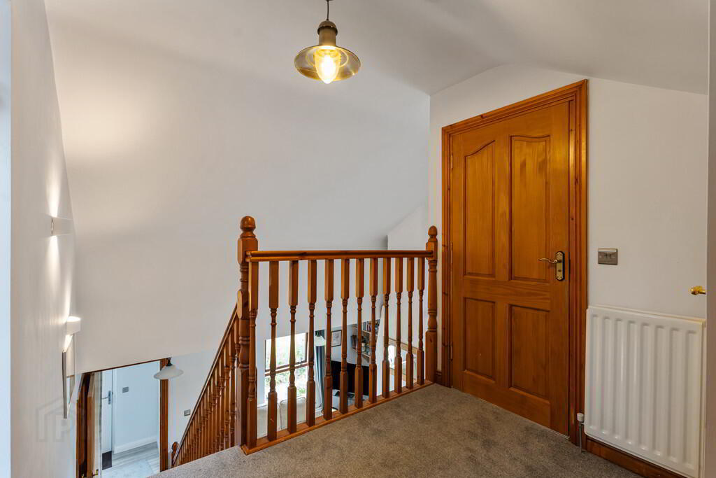 2 Hazelwood Glen 18 of 28