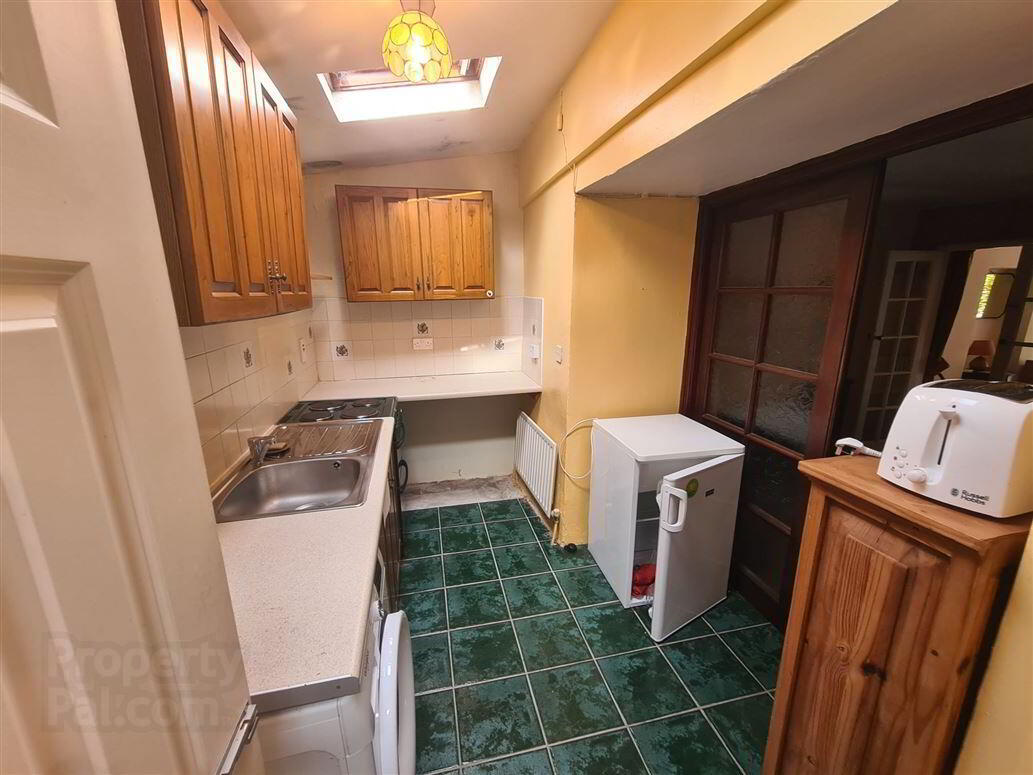 8 Raffeen Village 7 of 34