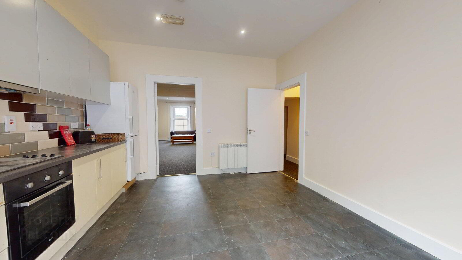 7 Priory Street 9 of 20