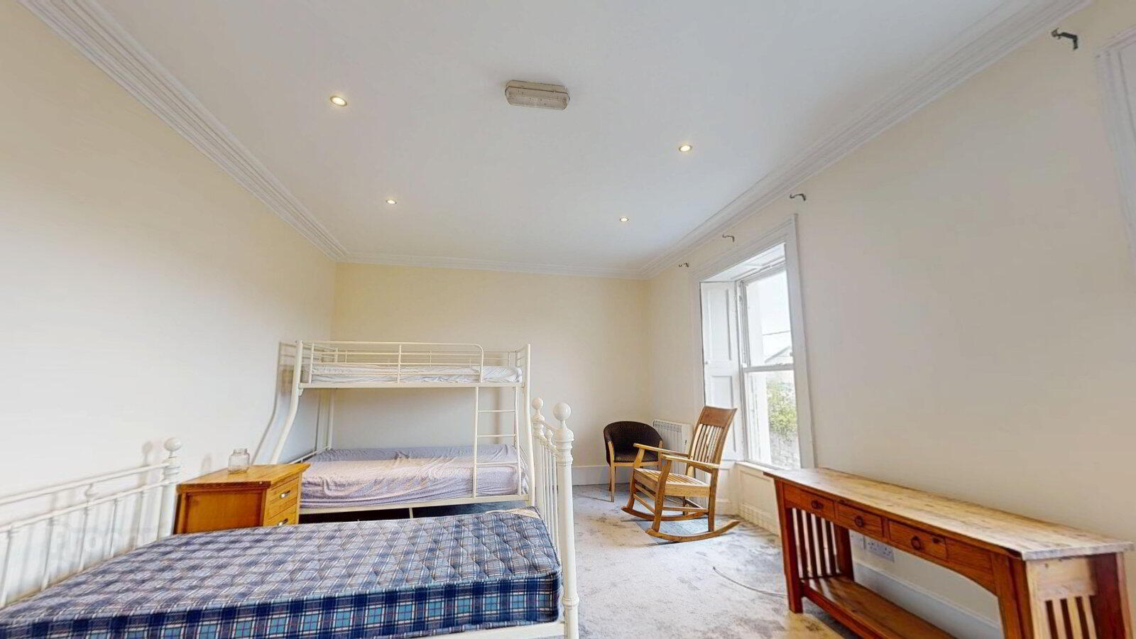 7 Priory Street 15 of 20