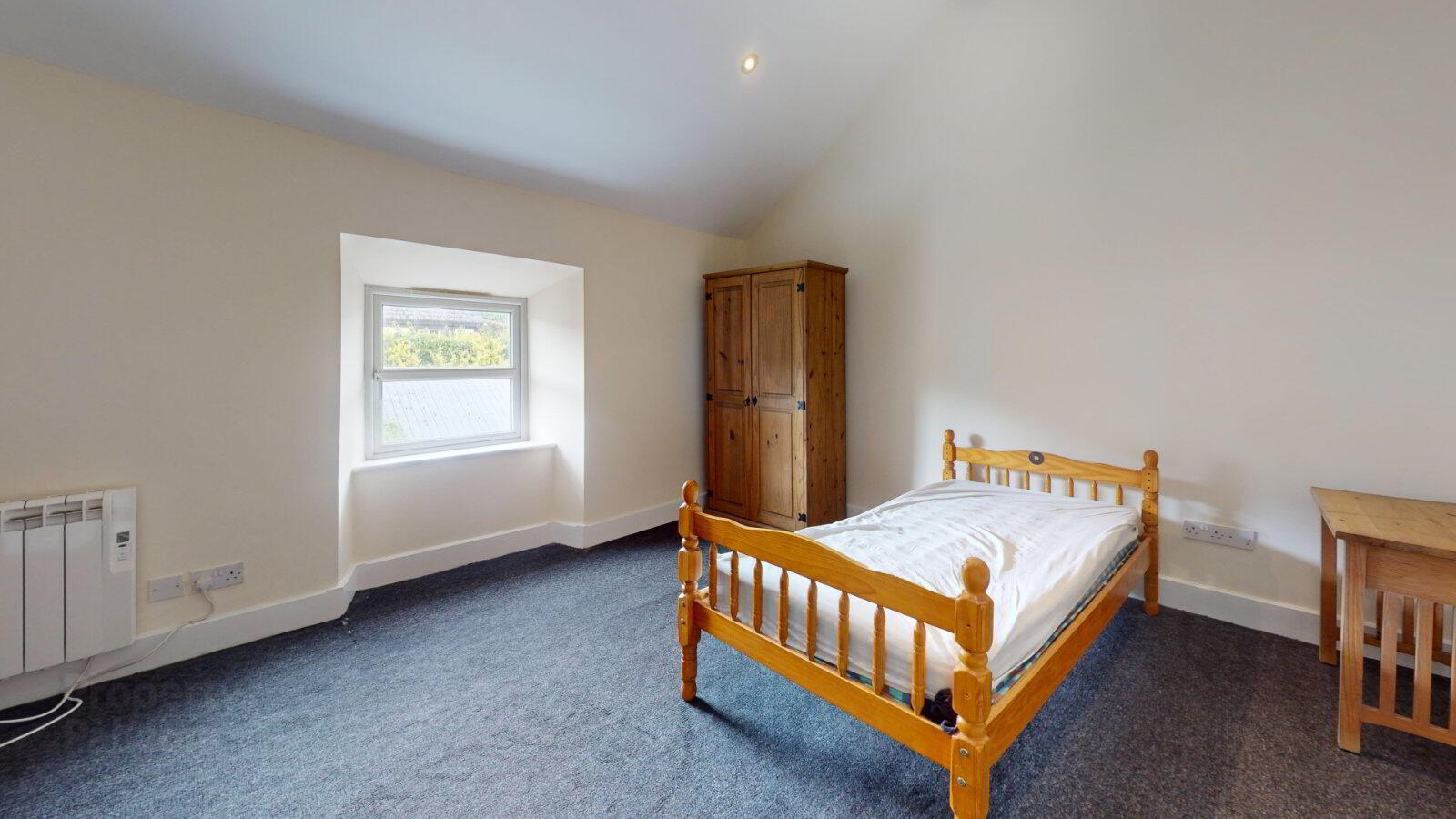 7 Priory Street 18 of 20