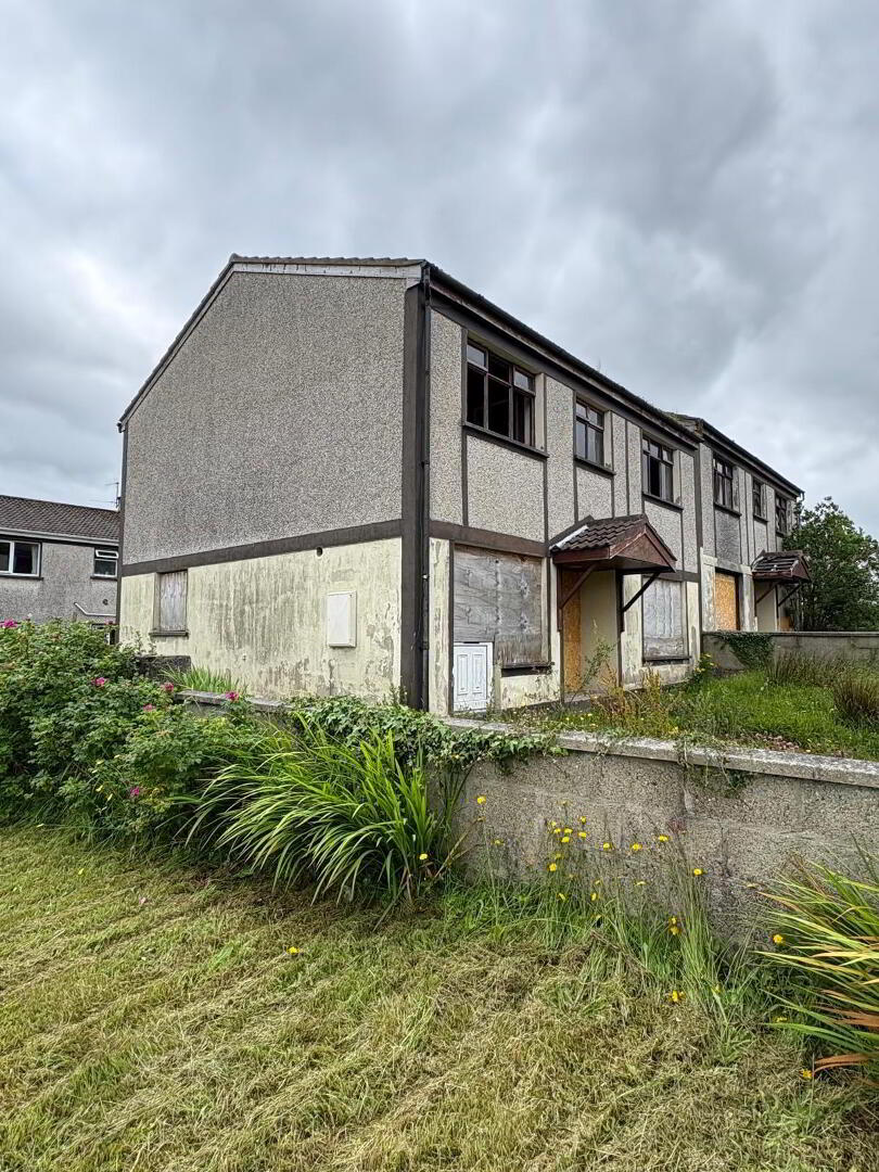 99 Meadowbank Park 4 of 10