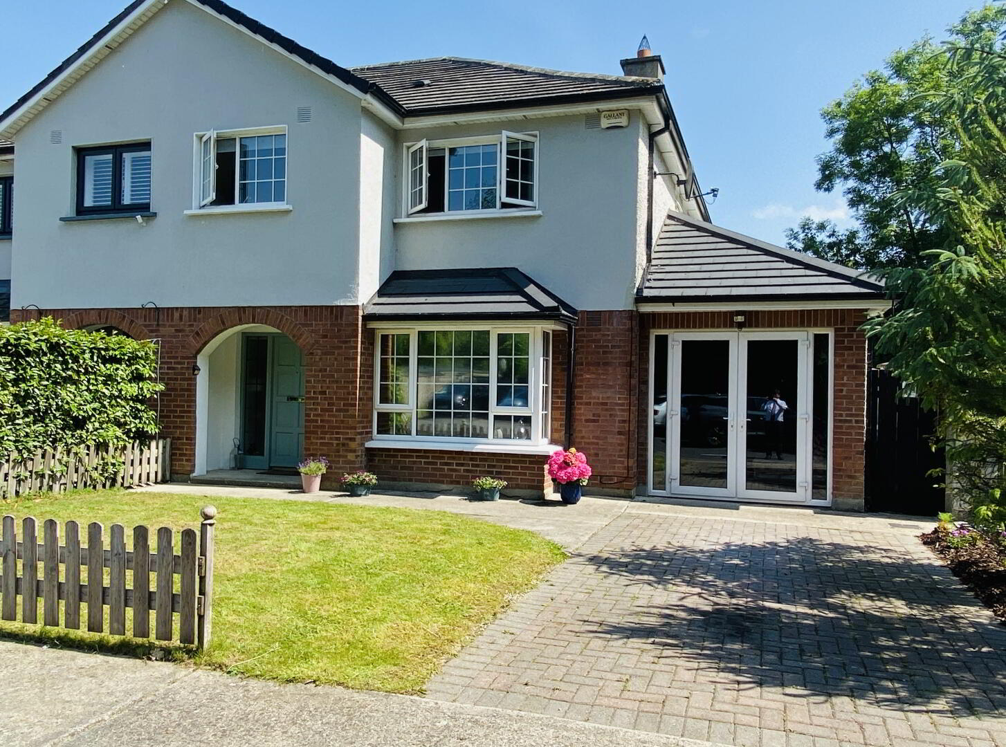 property description image