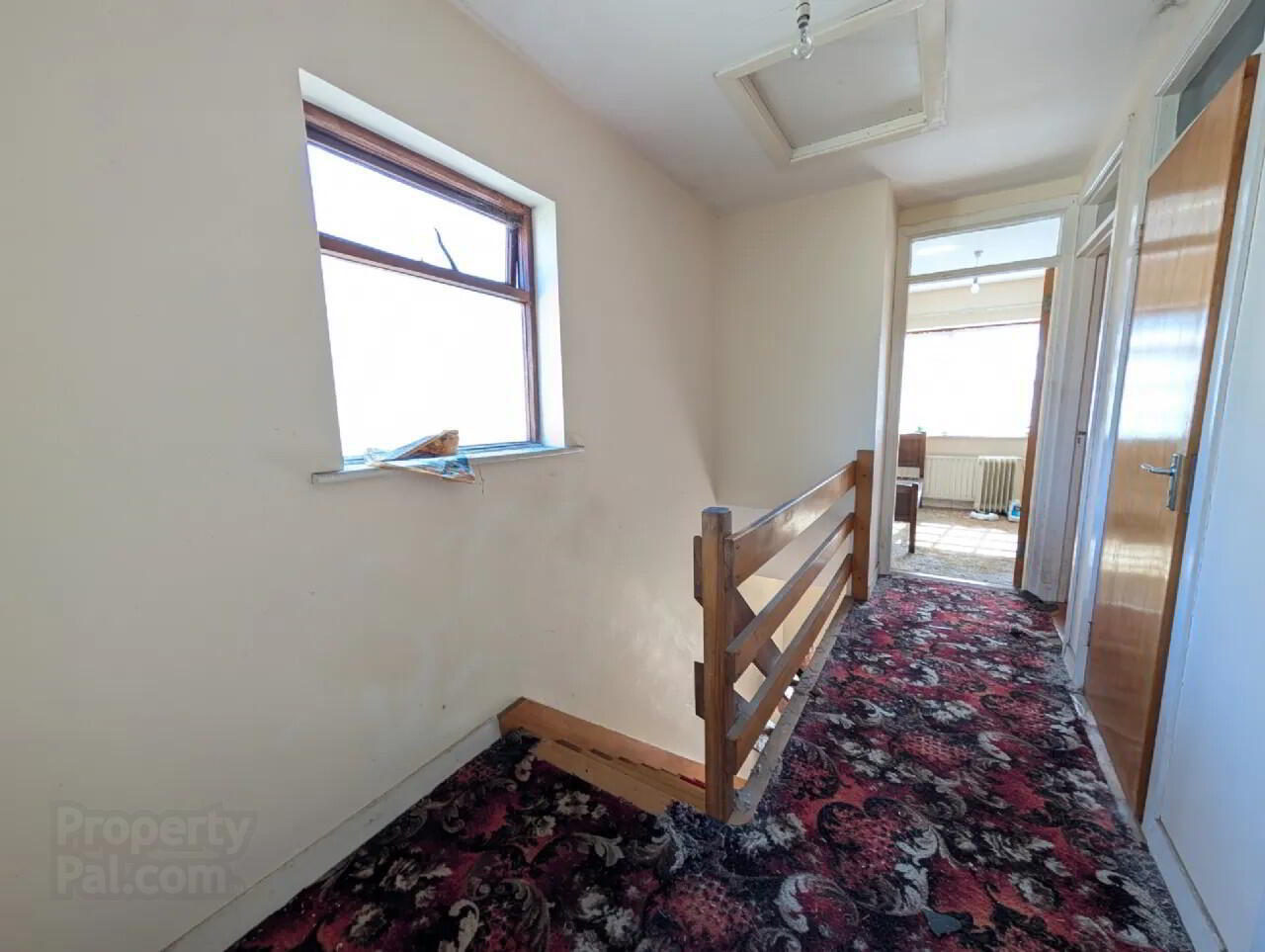 8 Gorse Grove 14 of 32