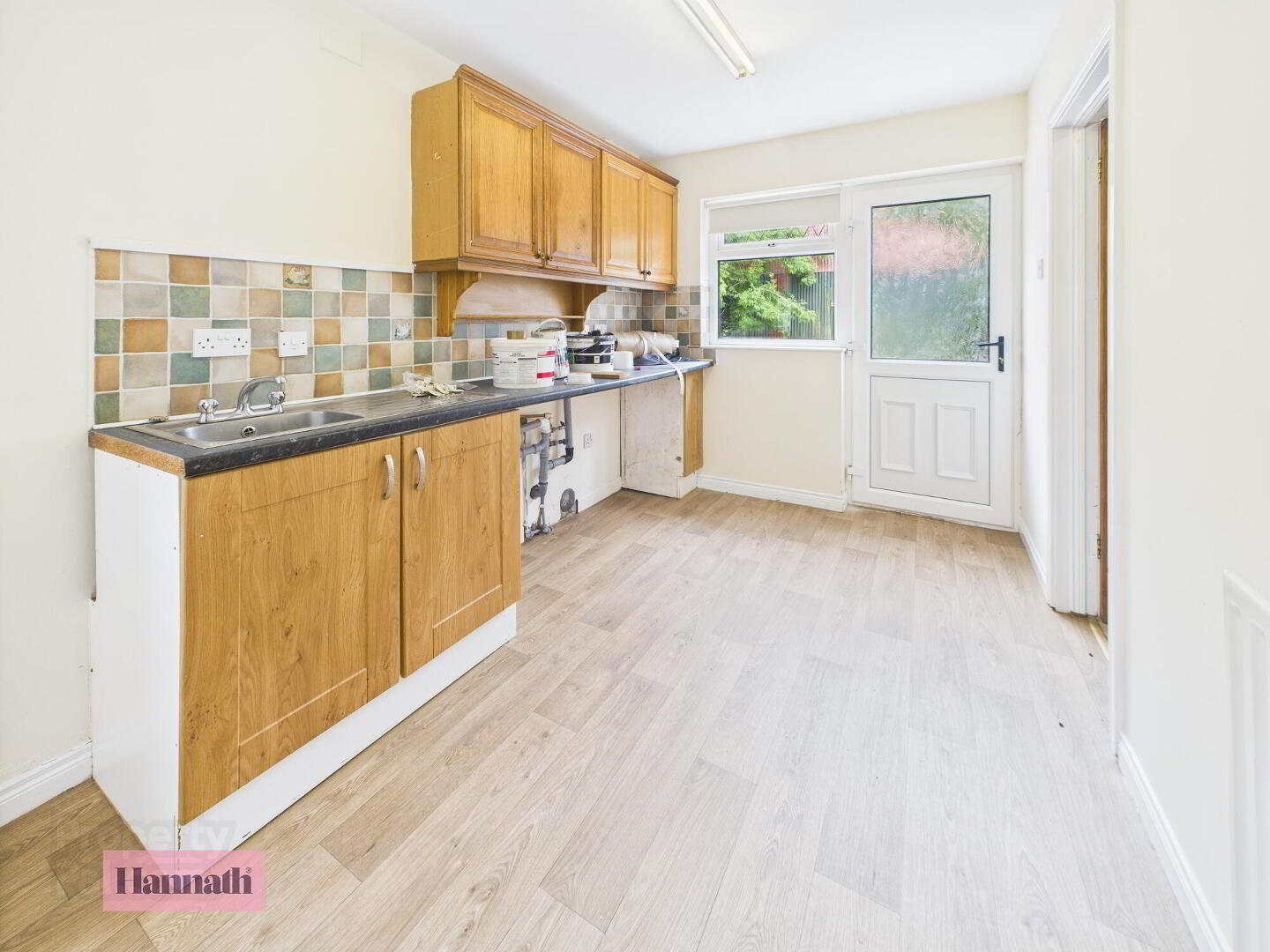 27 Derryanvil Road 6 of 17