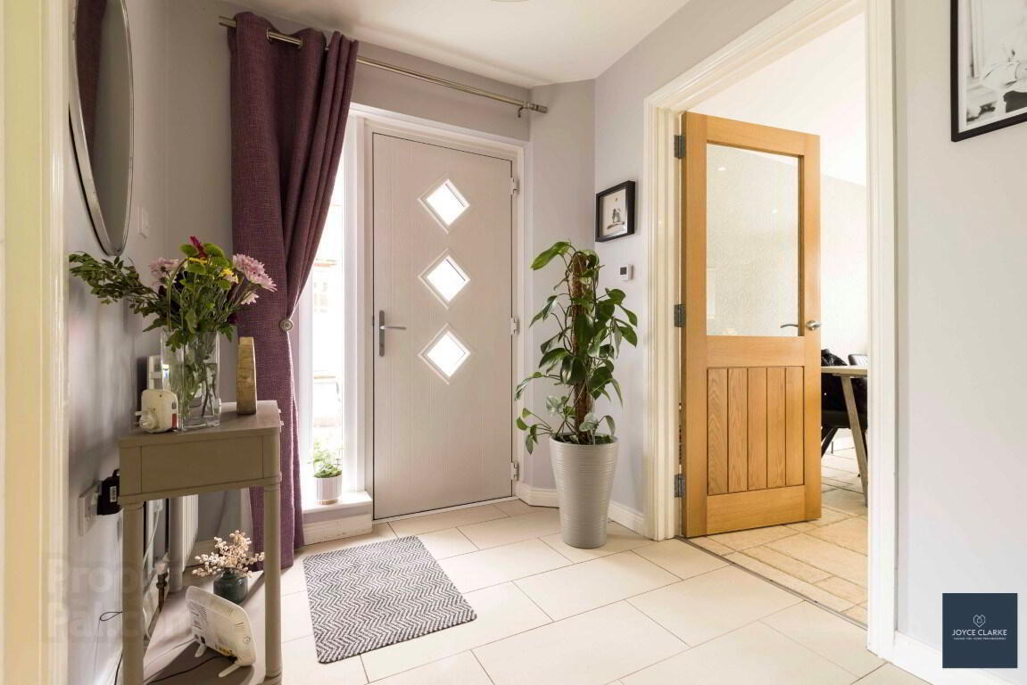 9 Annesborough Mews 4 of 35