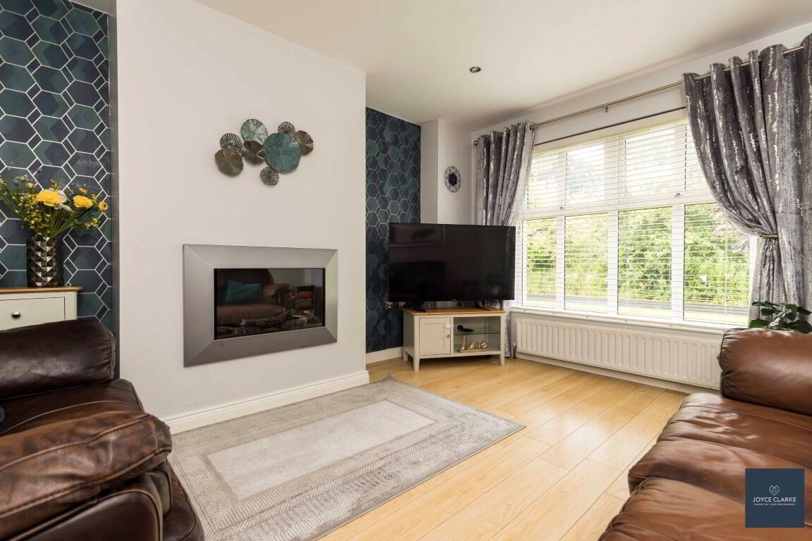 9 Annesborough Mews 6 of 35