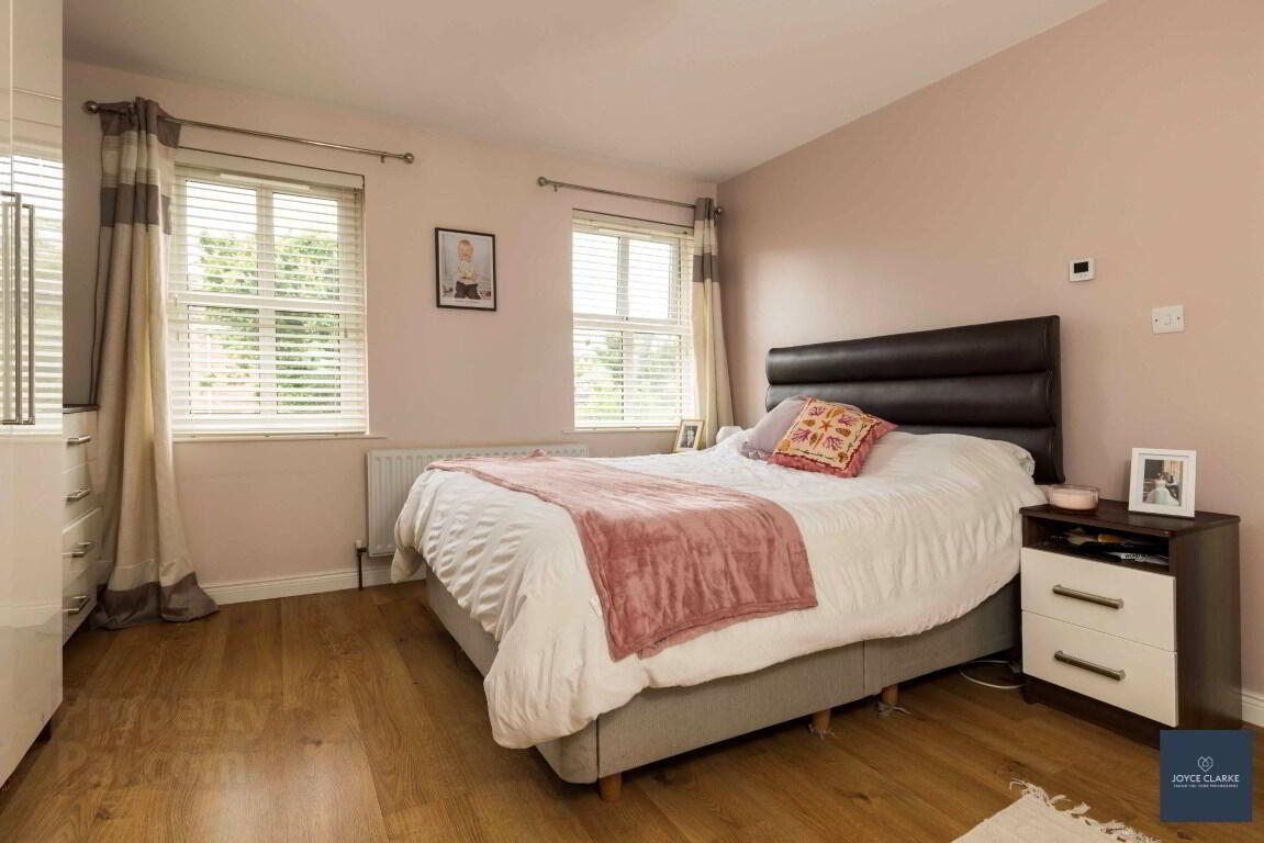 9 Annesborough Mews 21 of 35