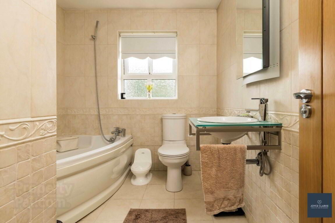9 Annesborough Mews 27 of 35