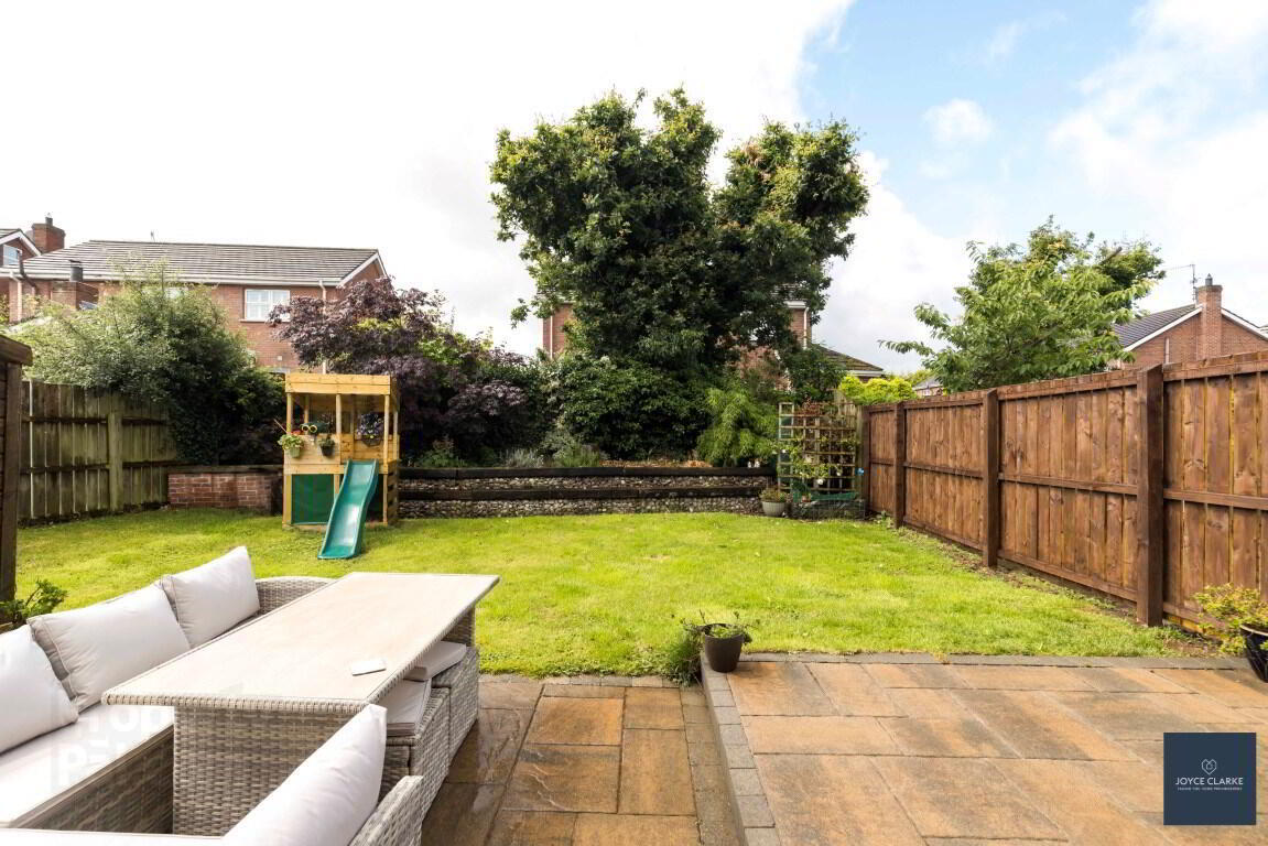 9 Annesborough Mews 31 of 35