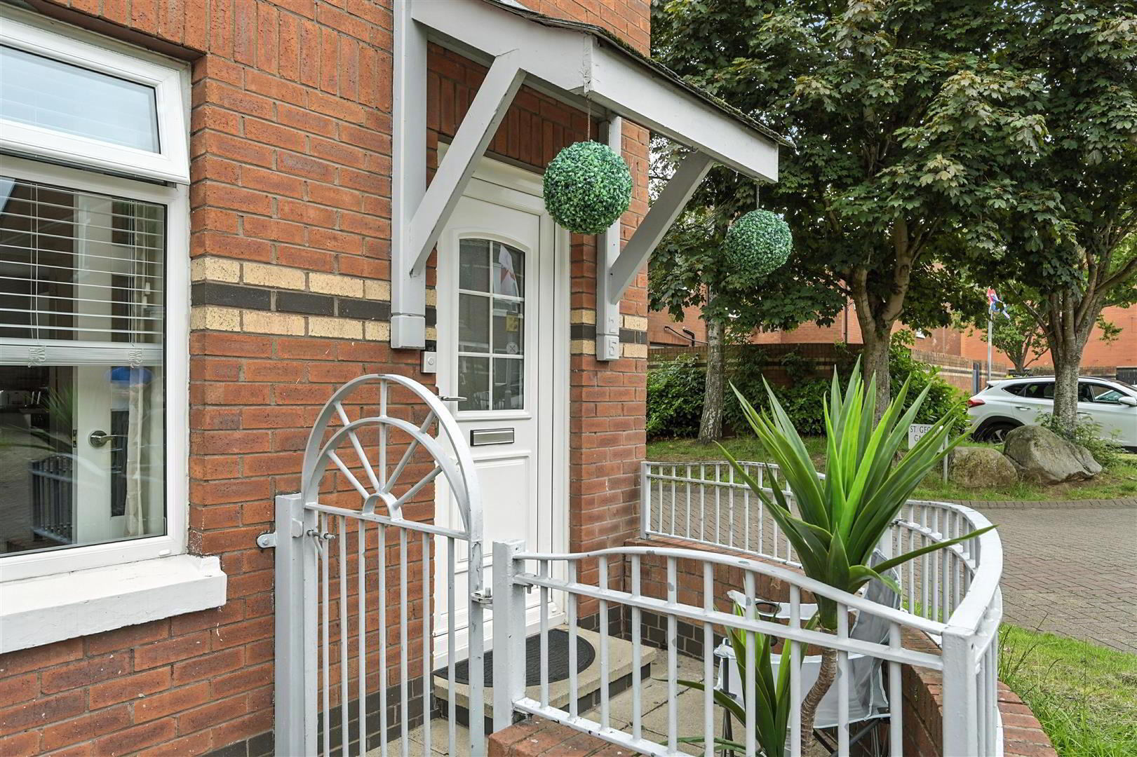 25 St. Georges Gardens 3 of 22
