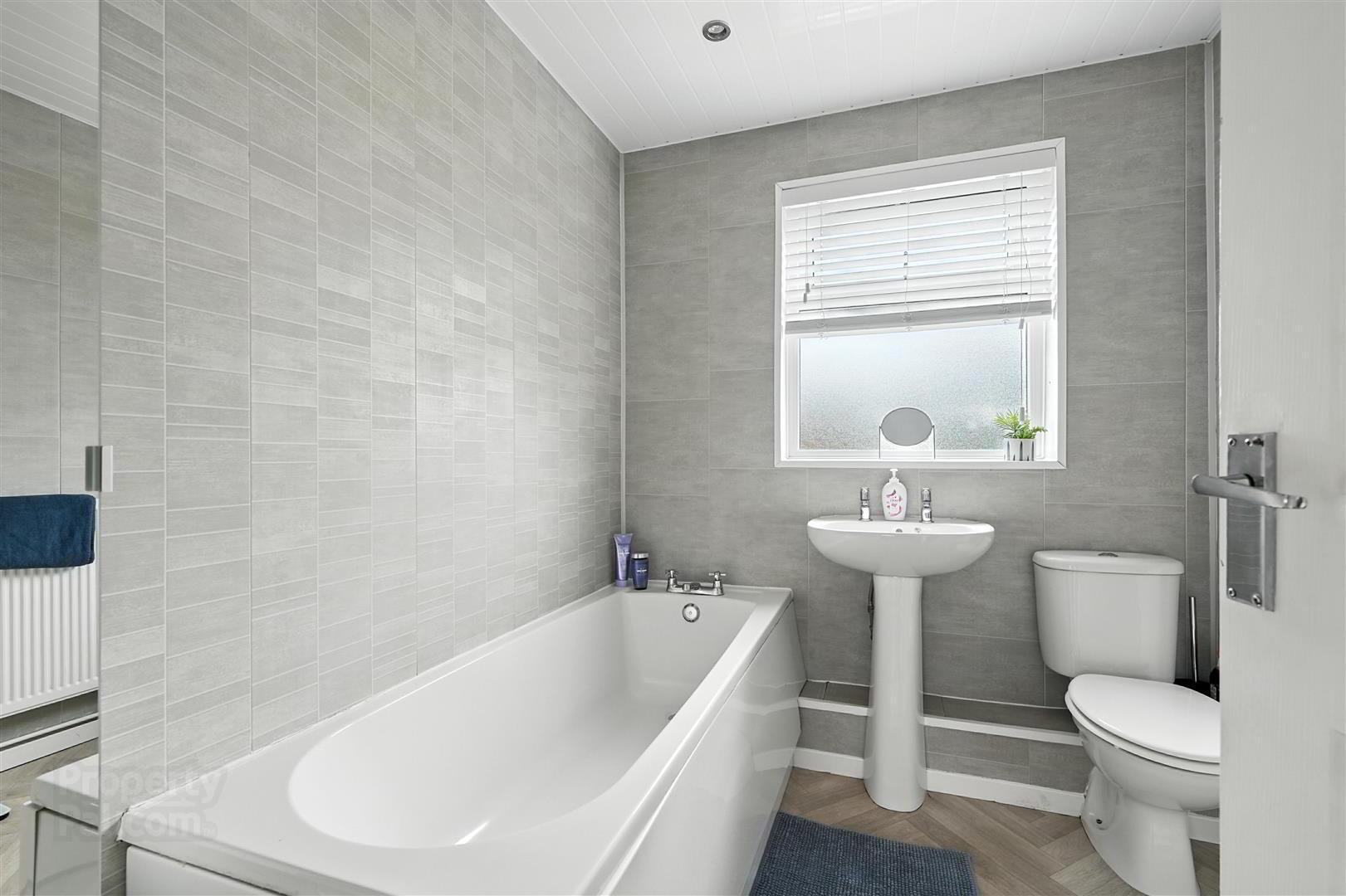 25 St. Georges Gardens 18 of 22