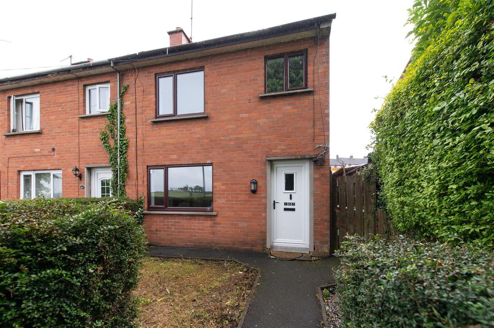 162 Edenderry Park 1 of 17