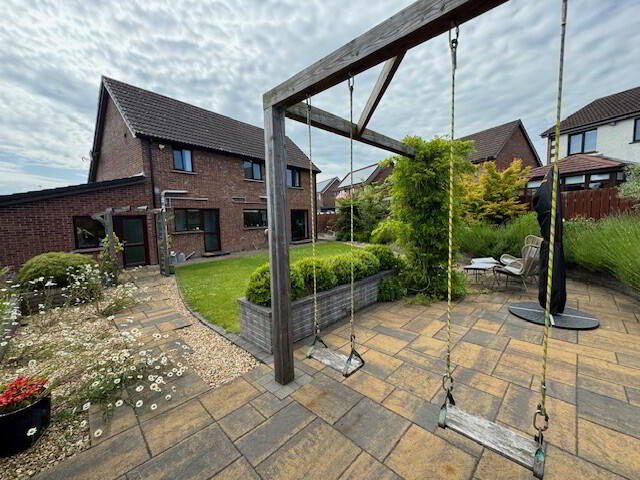 35 Craigs Road 25 of 31