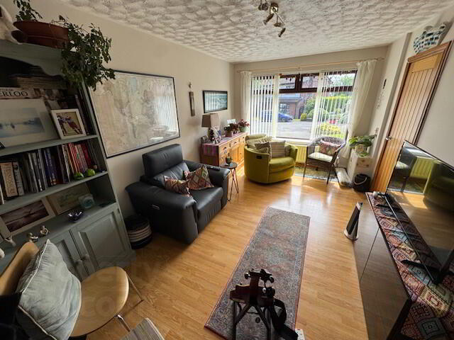35 Craigs Road 3 of 31