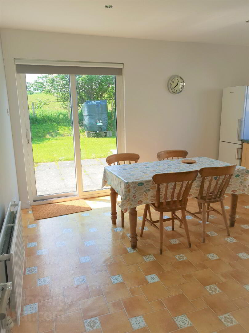 The Pebbles, 33 Liffock Avenue (holiday Let) 8 of 14