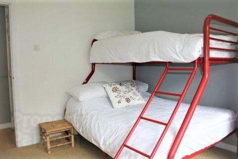 The Pebbles, 33 Liffock Avenue (holiday Let) 11 of 14