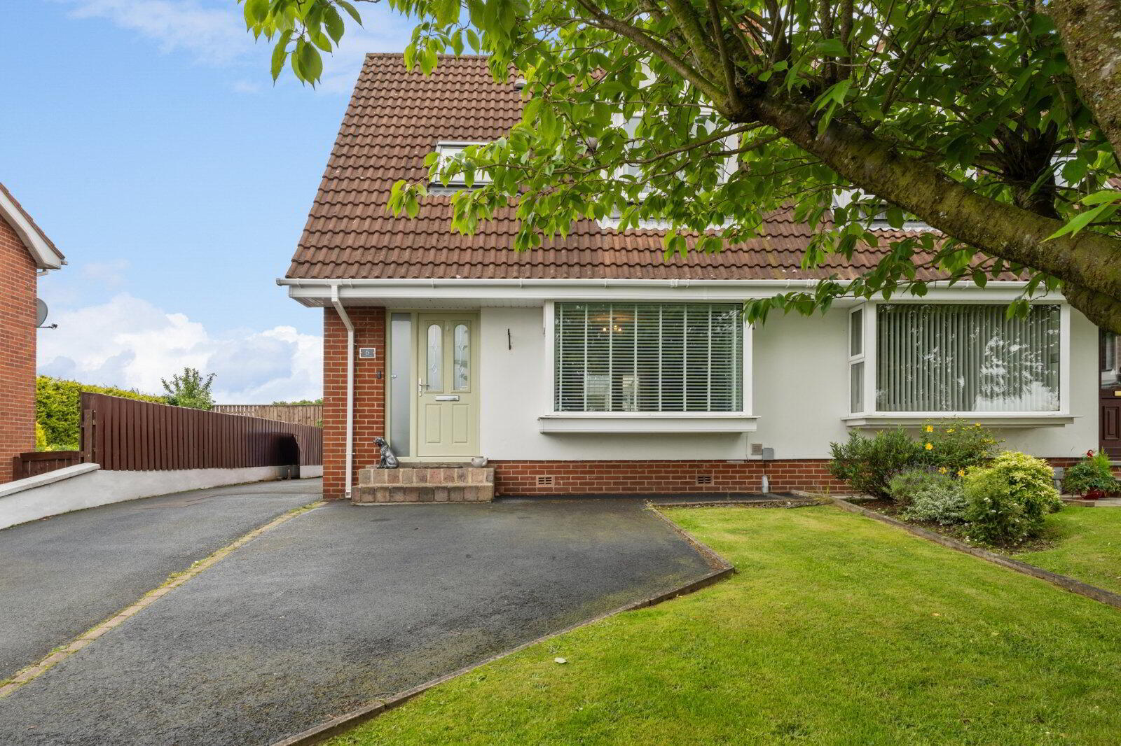 6 Priory Close 26 of 29
